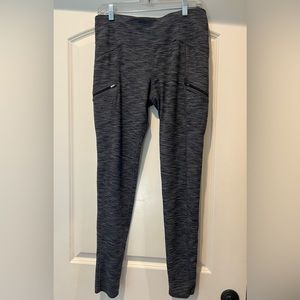 Athleta leggings with side zip pockets. Size Large Tall.